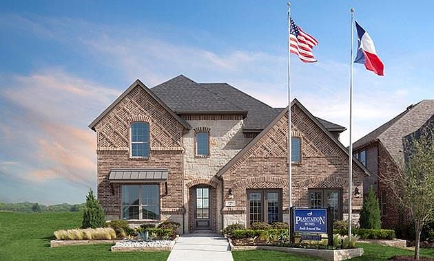 1st image of 305 Village Creek Dr