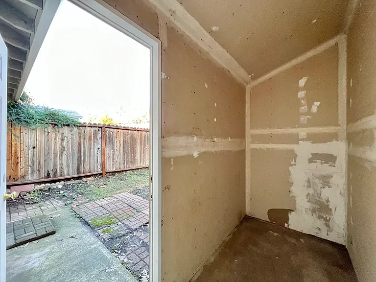 Adobe Creek Apartments — Photo 18