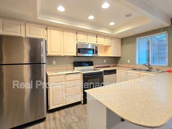 12600 4th Ave W APT 9C, Everett, WA 98204