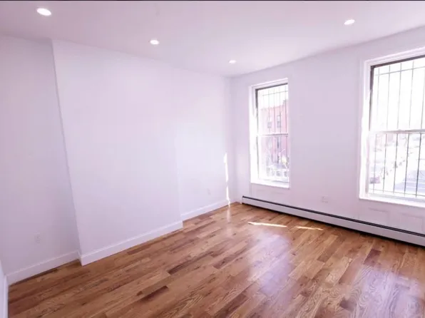 1261 Herkimer Street C image 3 of 10
