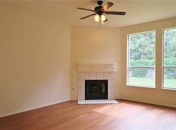5th image of 3206 Blue Jay Dr
