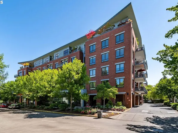 1375 Olive St APT 505, Eugene, OR 97405