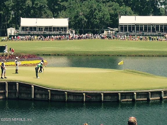 5th image of 408 THIRD Street