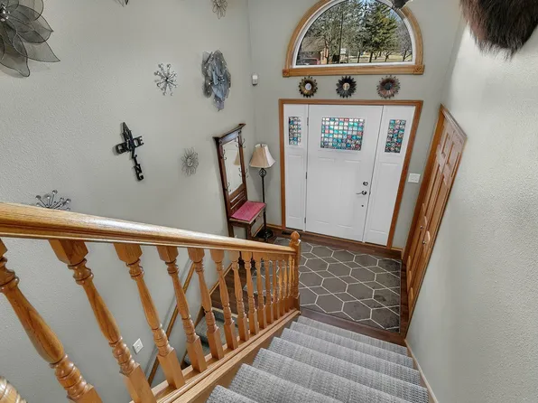 1785 Cypress Rd, Saint Cloud, MN 56303