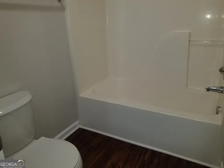 209 E Wilson St #81 83 AND 84 — Photo 8