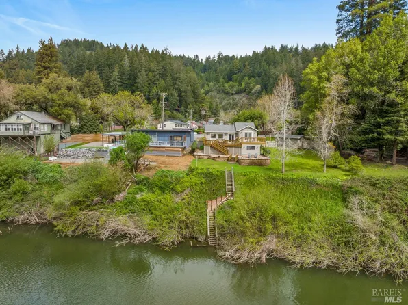 20566 Front Street, Monte Rio, CA 95462