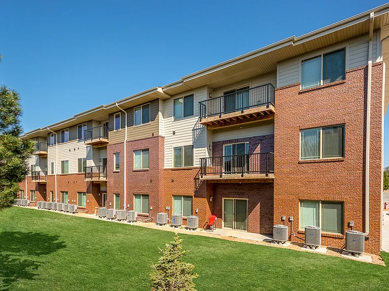 Timberline Apartments — Photo 3