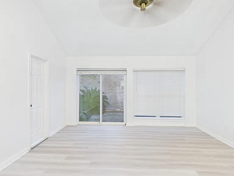 7610 Hopewell Ln — Photo 24