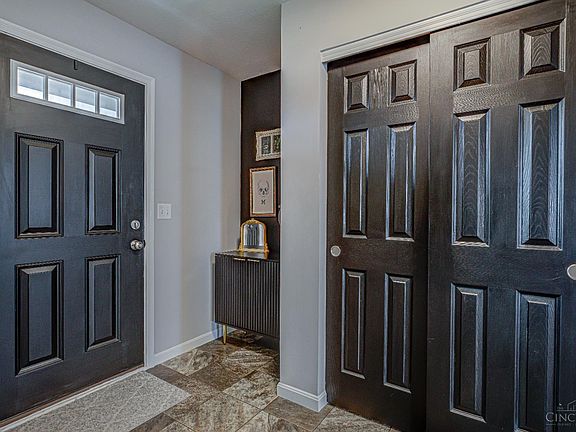 4th image of 309 Governors Ave