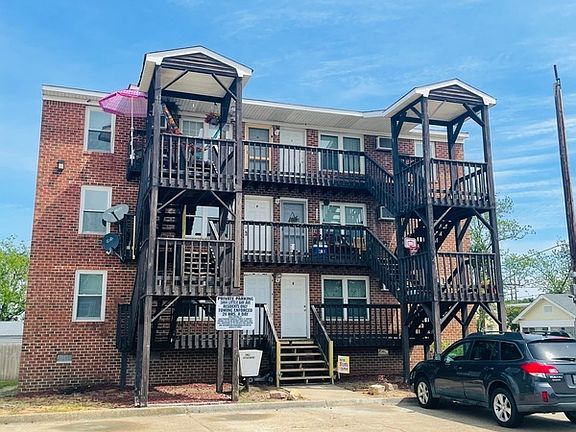 4th image of 1004 Little Bay Ave #F