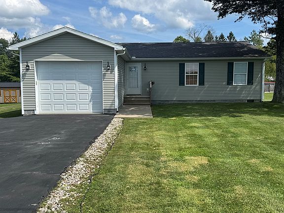 3rd image of 145 Briarwood Dr