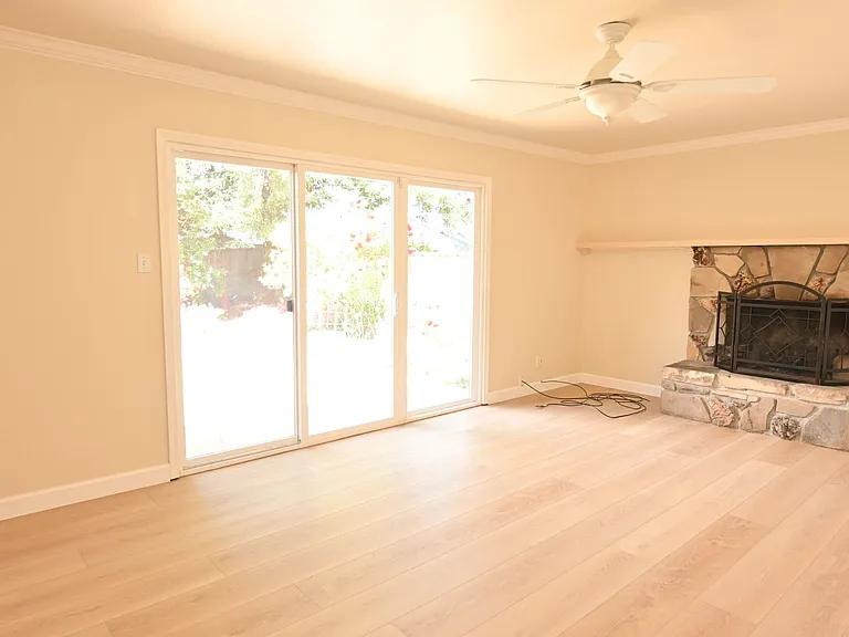 3421 Eden Dr — Photo 10