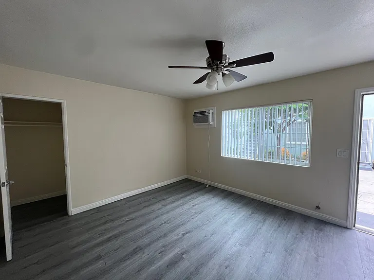 11730 S New Hampshire Ave — Photo 3