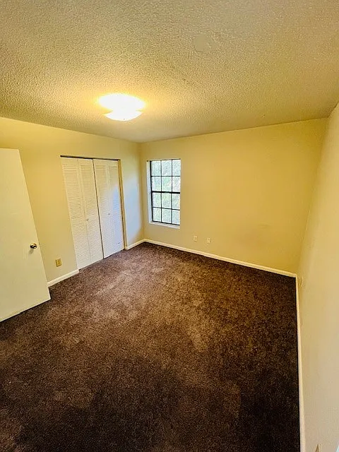 2 bed, 700 sqft, $600 — Photo 3