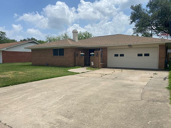 2nd image of 3912 Crescent Dr