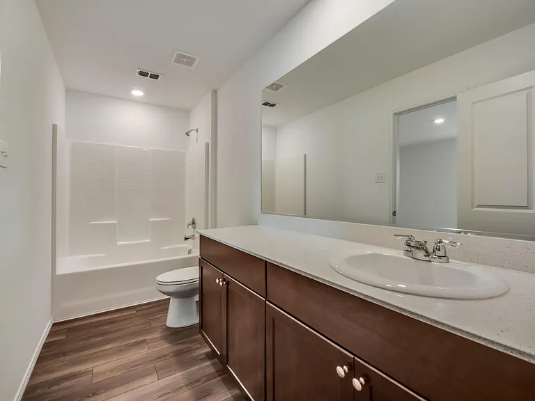 8445 Fawn Creek Dr — Photo 13