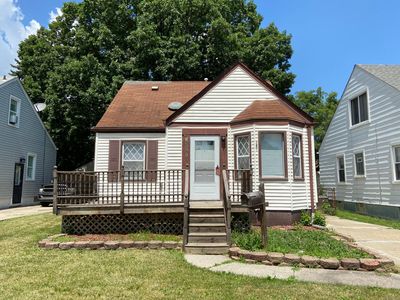 19961 Kenosha St, Harper Woods, MI, 48225