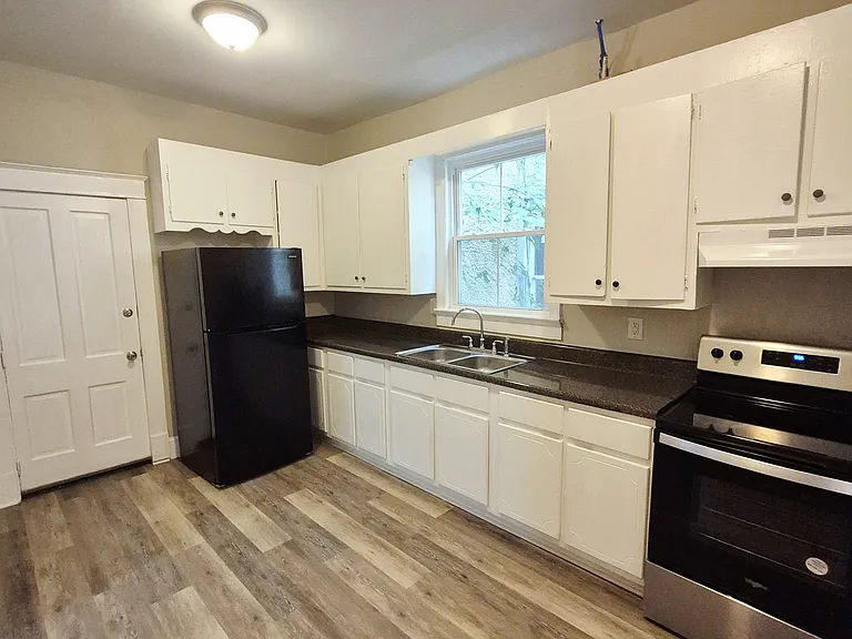 3017 Dill Ave — Photo 11