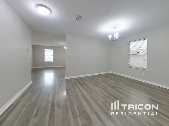 3rd image of 4921 Wildcreek Way