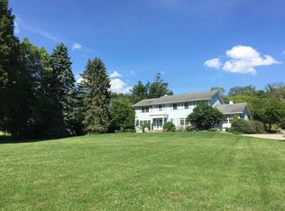 10 Lola Ln, Pawling, NY 12564