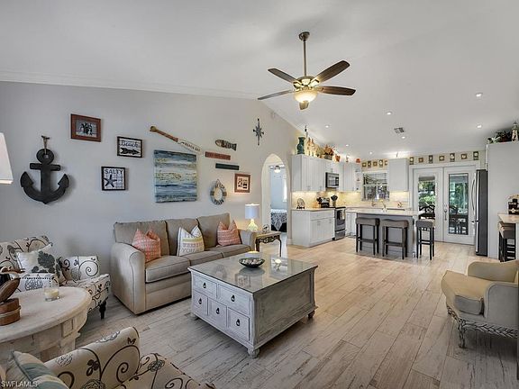 5th image of 12020 Circle Dr