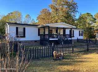 103 McClendon Ct, Richlands, NC 28574