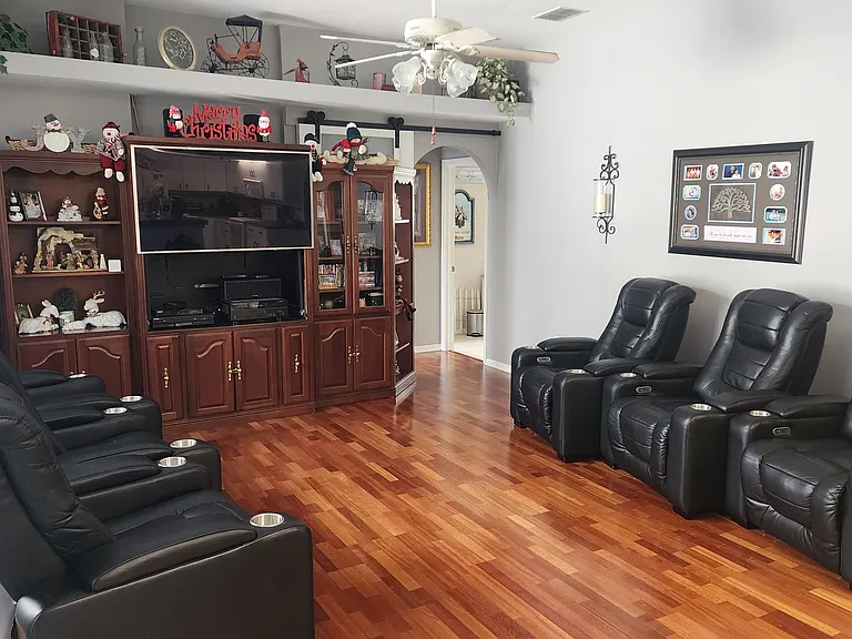 4776 Basswood St — Photo 9