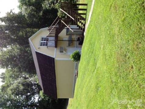 Garage/Carport