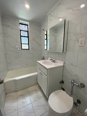 Rented by Voro New York | media 66