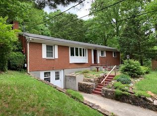 209 Ridgewood Cir, Covington, VA 24426