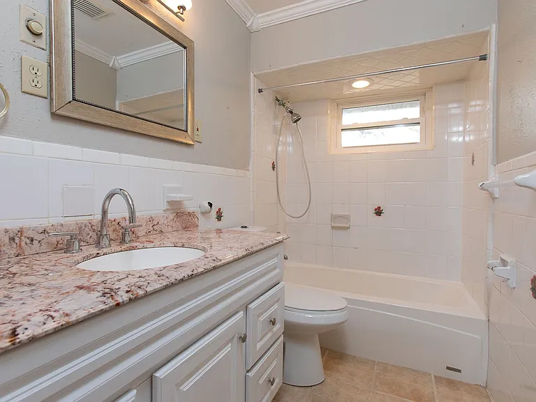 10 Warren Dr — Photo 33