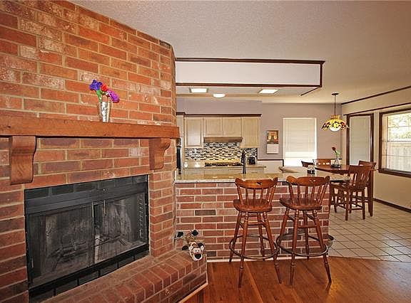5th image of 4708 Southshore Dr