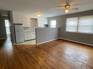 325 Maria Ave APT 10, Saint Paul, MN 55106