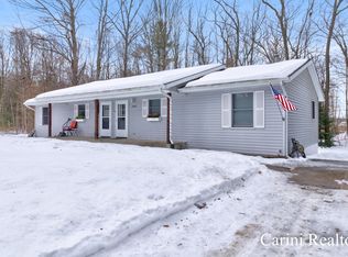 16484 Taft Rd, Spring Lake, MI 49456