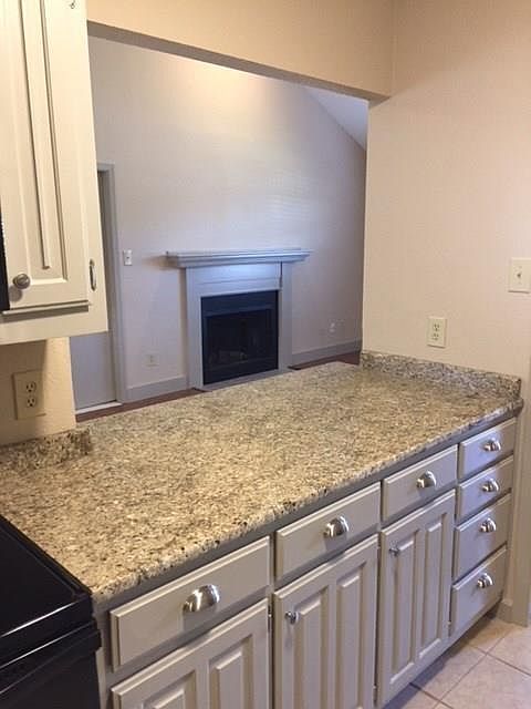 2nd image of 9275 Burbank