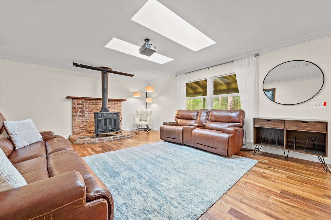 next background image