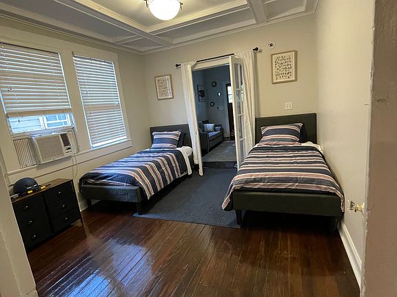 4th image of 2113 Valence St #2113