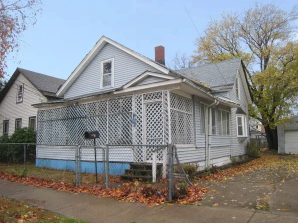 704 E 24th St, Erie, PA 16503