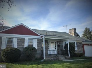 14 Yale Ave, Somerdale, NJ 08083