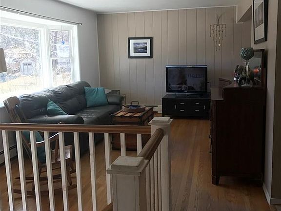 3rd image of 1 Highland Ave