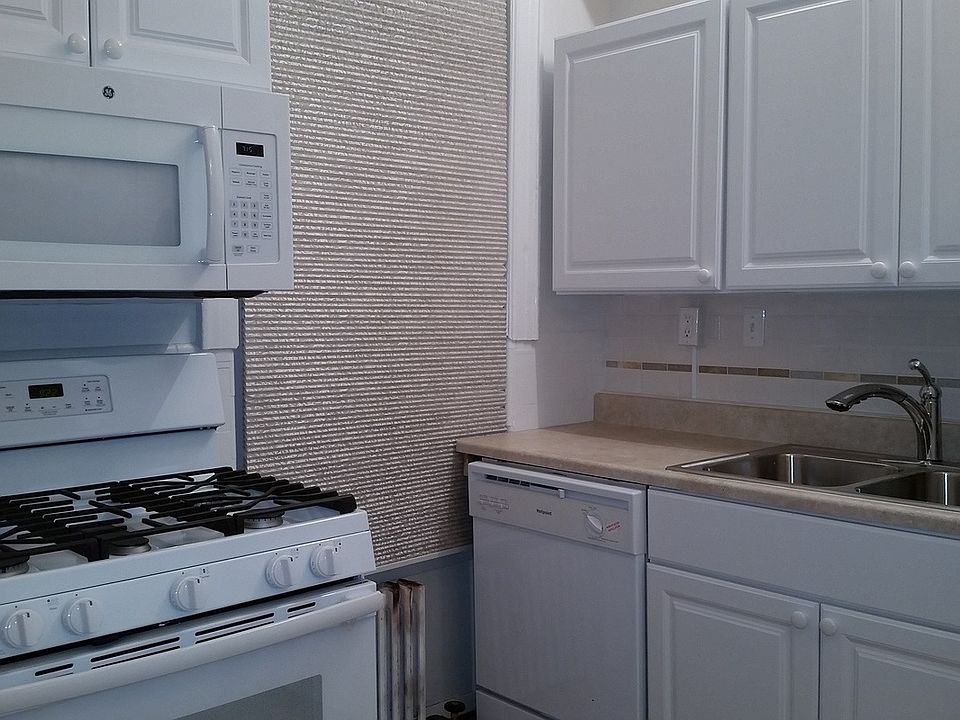 1st image of 526 51st Ave APT 1R