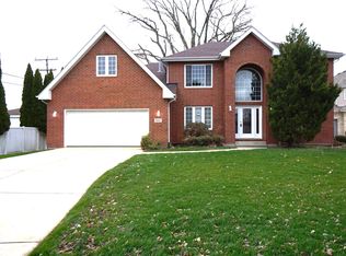 830 E 152nd St, South Holland, IL