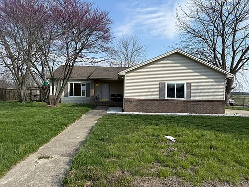 6040 E Pioneer Pl Photo 1