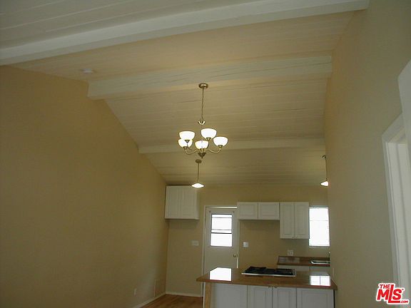 2nd image of 1227 Franklin St APT B
