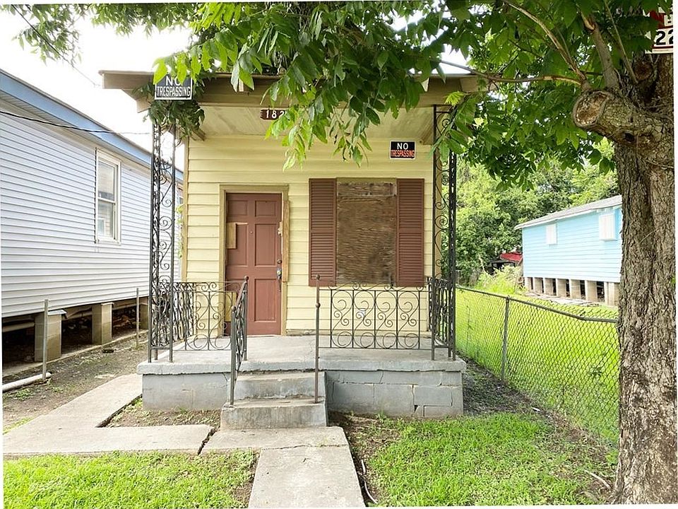1st image of 1824 Leonidas St