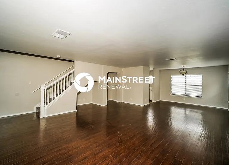 8119 Grimchester — Photo 3