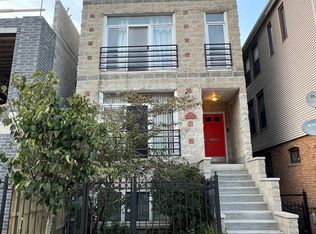 1112 W Fry St #A, Chicago, IL 60642