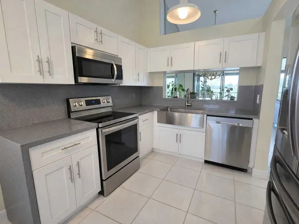 10870 Lakemore Lane #201, Boca Raton, FL 33498