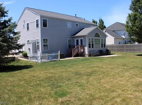 2nd image of 2021 Baintree Ct