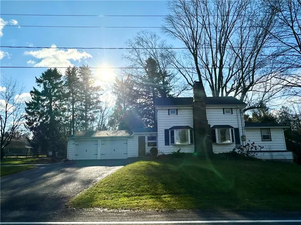 4337 Canal Rd, Spencerport, NY 14559